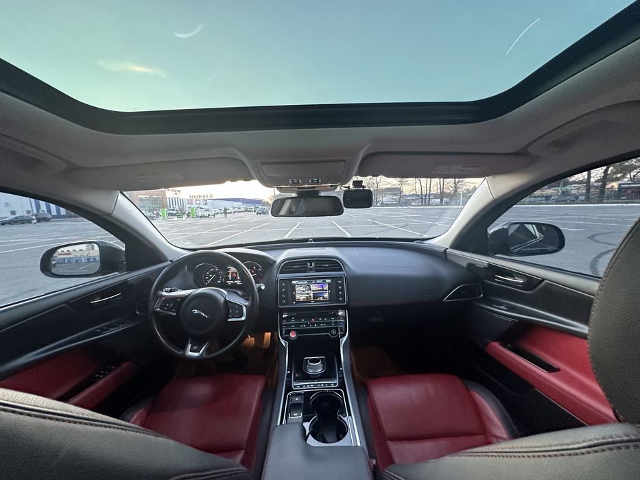 Jaguar XE 2.0d R-Sport