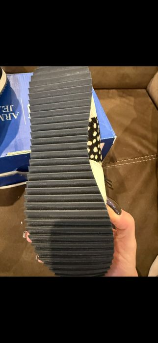 Sapatilhas da marca Armani Jeans