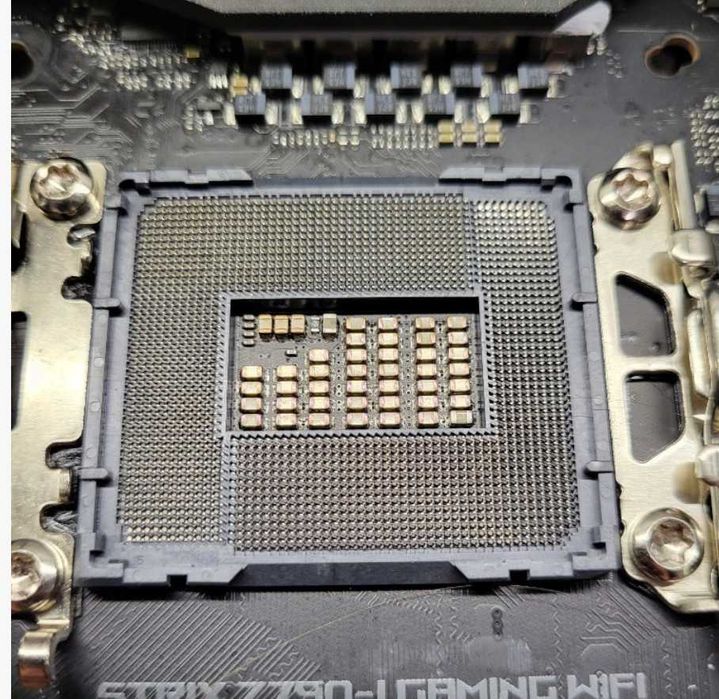 Sprzedam  komputer stacjonarny