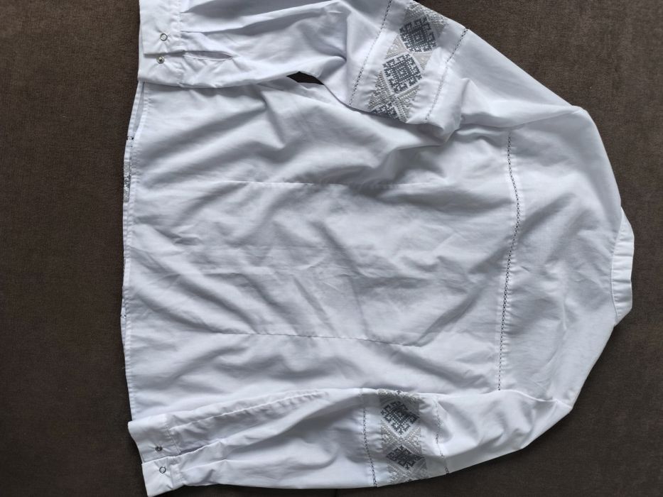 Вишиванка жіноча