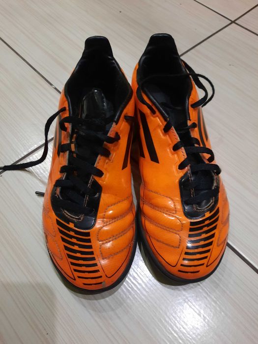 Addidas buty do piłki halówki 34 21 cm
