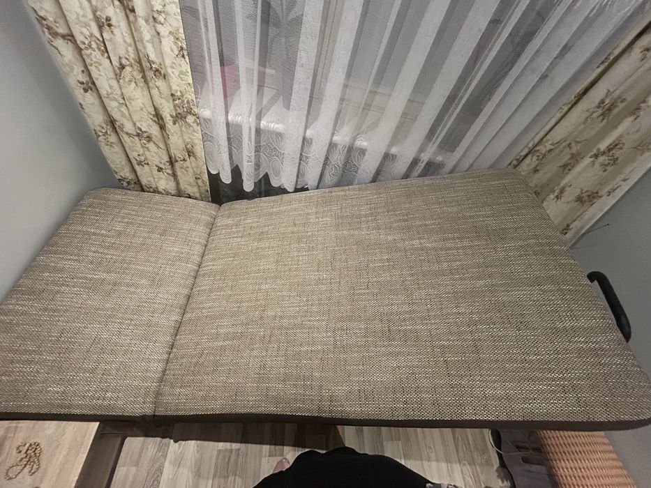 Sprzedam tapczn w idealnym stanie