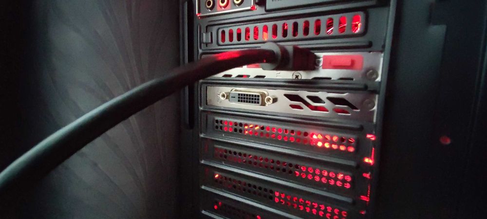 Прода видеокарту MSI GeForce GTX 1060 GAMING X 6G