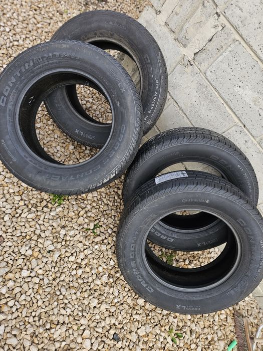Opony Continental Cross Contact 265/60 R18