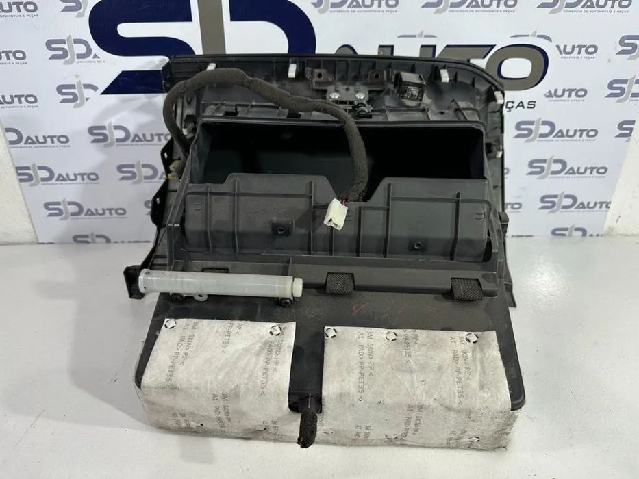 Porta Luvas - Kia Rio III