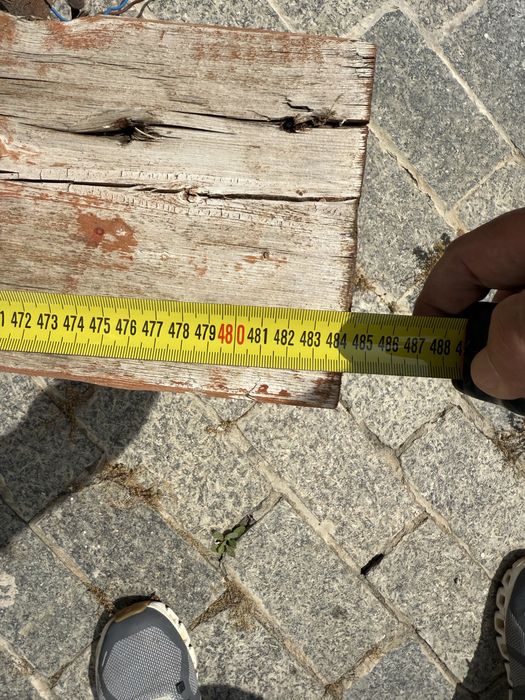 Varias vigas de madeira