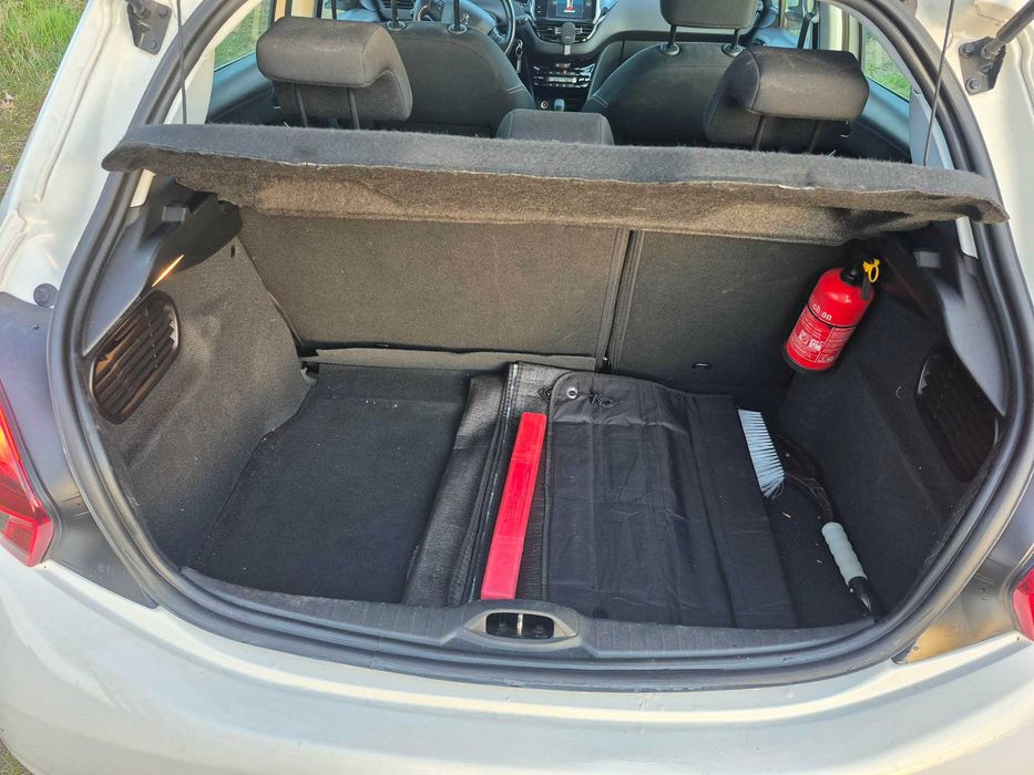 Peugeot 208 1.2 Benzyna
