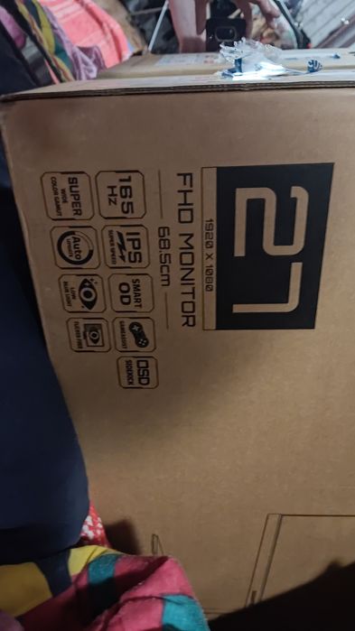 Продам монитор  от Gigabyte 27 диагональ на гарантии