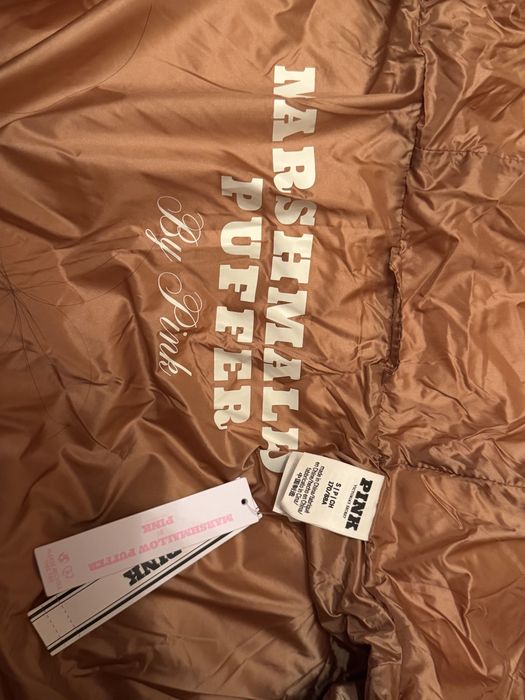 Продам нову бежеву куртку Pink