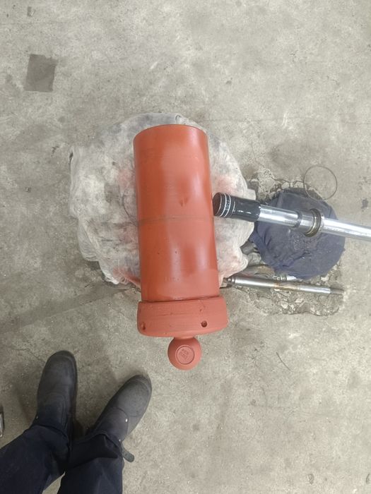 Siłownik wywrotu LIAZ