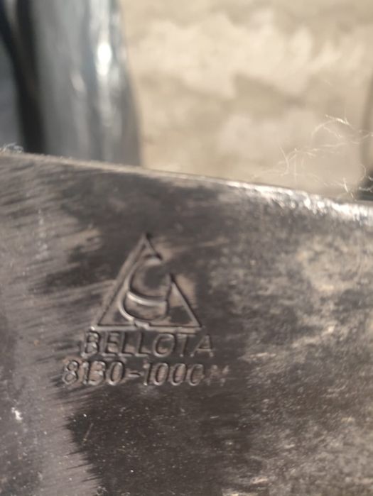 Продам сокиру BELLOTA