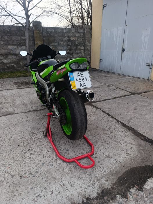 Продам KAWASAKI Ninja ZX-6R 2001р.: 209 145.83 грн. - Мотоциклы