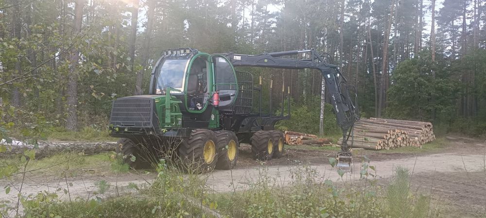 Forwarder John Deere 1010E Samborowo • OLX.pl