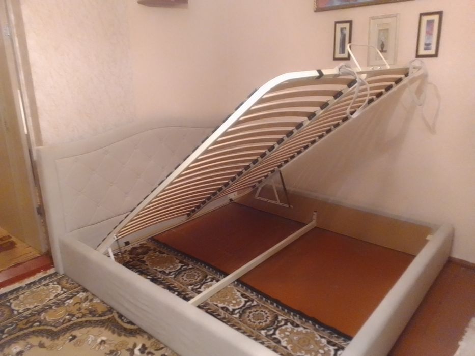 Продаем кровать новую