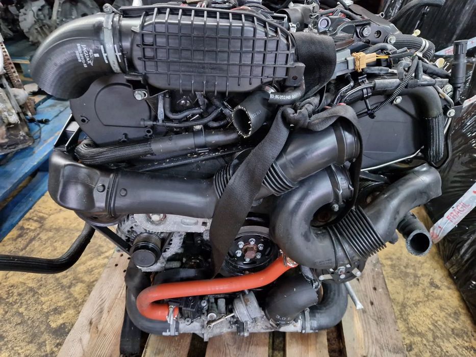 Motor usado para peças reparação 306DT JAGUAR XF XF250 3.0D V6 245CV
