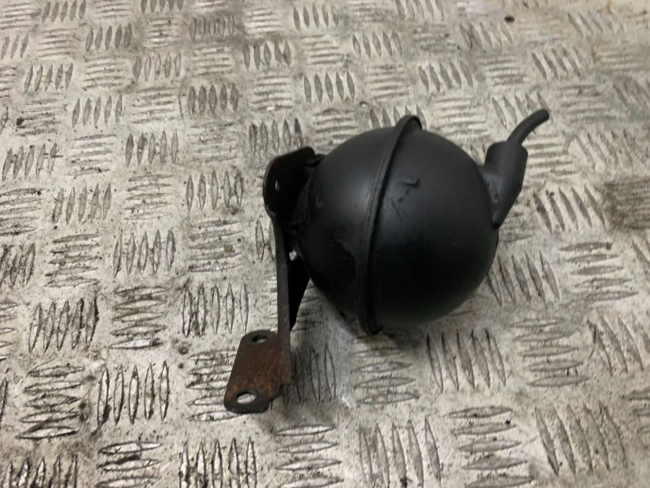 Seat Leon I Toledo II Audi Q5 Vw Golf IV Zbiorniczek Podciśnienia