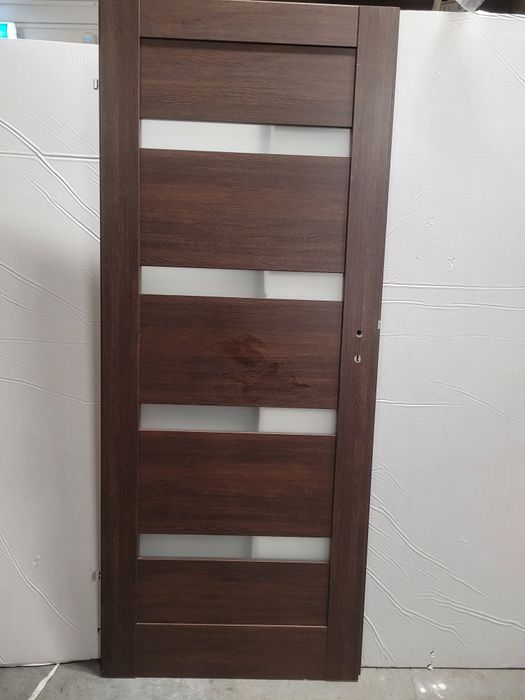 Skrzydła drzwiowe powystawowe, drzwi