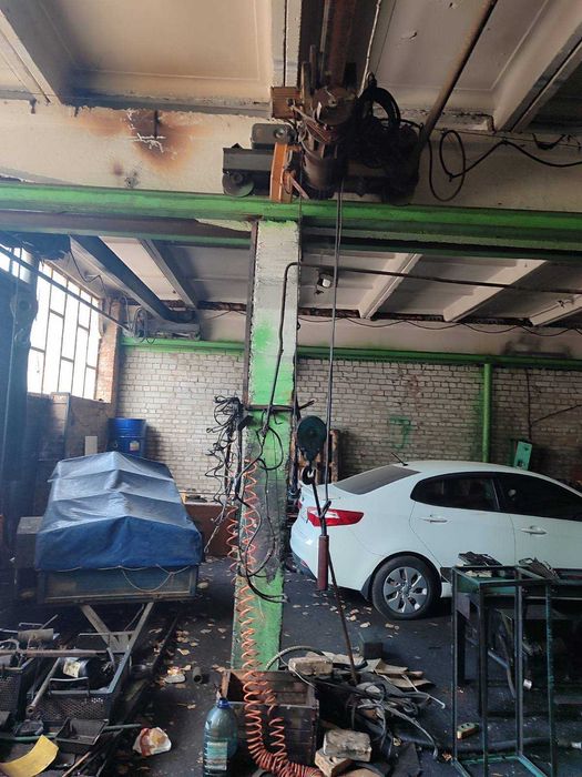 Продам  виробничо складськi примiщення Пр-т Миру 243. м.Чернiгiв