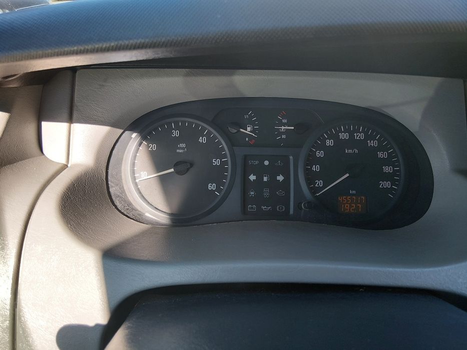 Opel Vivaro  9 osobowe