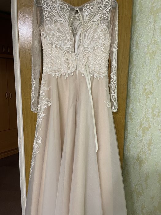 Плаття на весілля, випускний