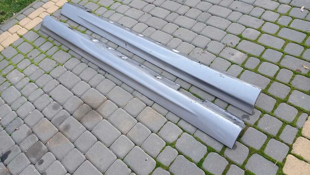 Nakładki na Progi BMW E46 Sedan Kombi M-PAKIET Silbergrau Metallic