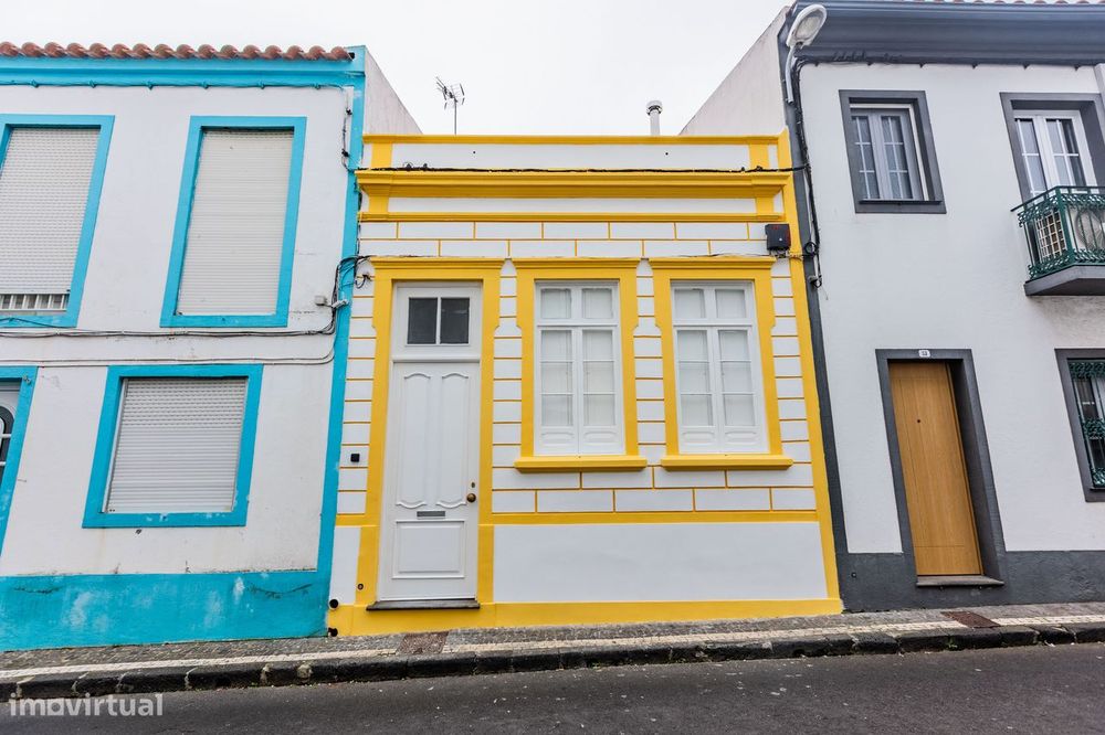 Moradia T2 - Centro de Ponta Delgada