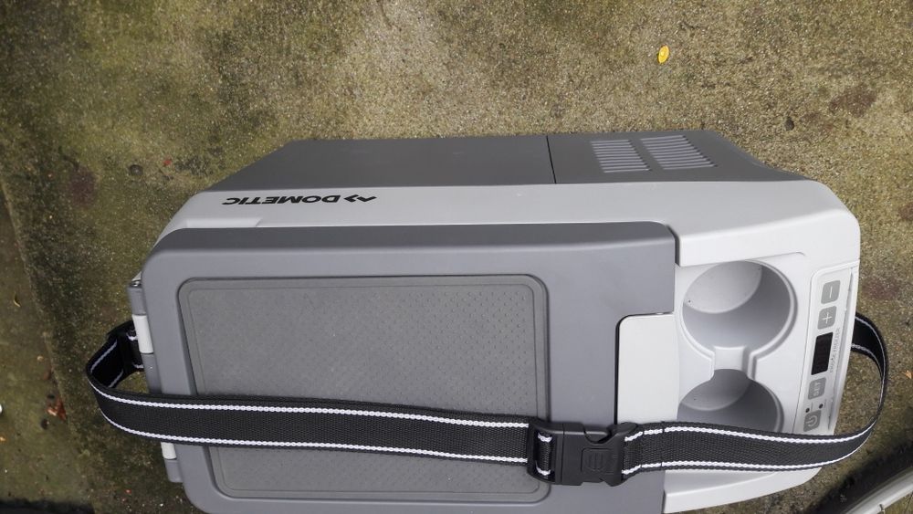 Dometic CDF 11 lodówka