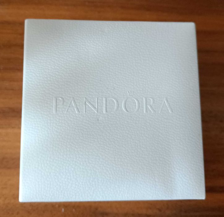 Pulseira Pandora com 3 contas