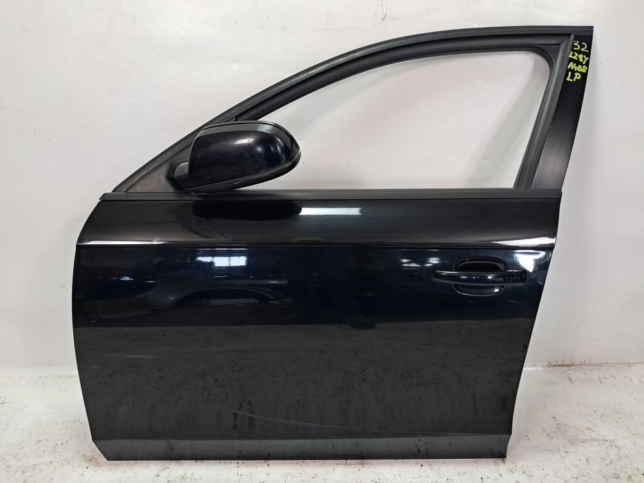 AUDI A4 B8 drzwi lewy przód lewe przednie LZ9Y