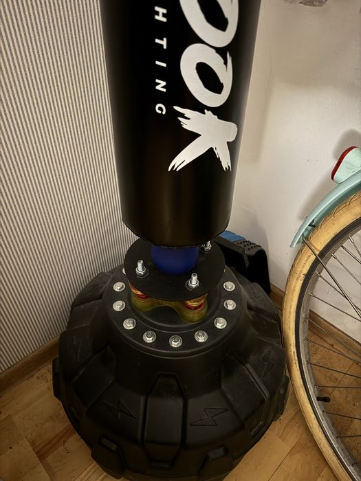 Gruszka wolnostojąca z ramieniem Hook Fighting