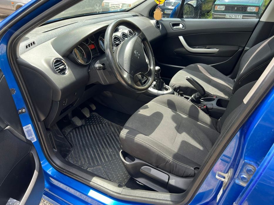 Продам Peugeot 308