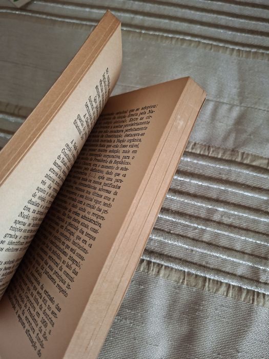 Livro raro de Francisco Sá Carneiro