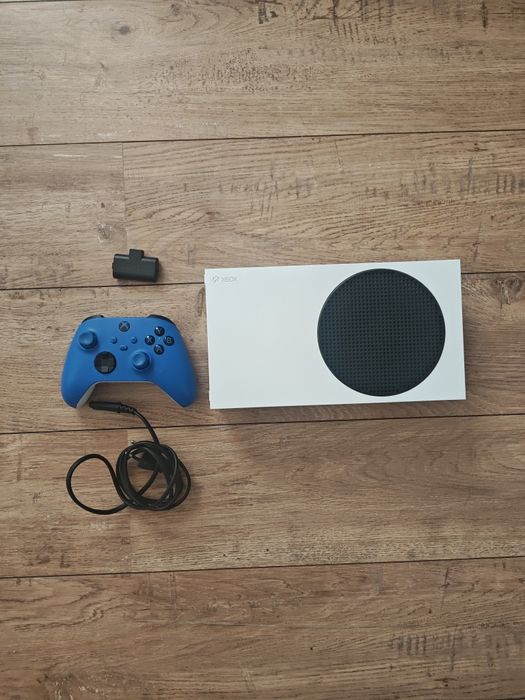 Konsola Xbox Series S ! Sprzedam !! Akumulator !