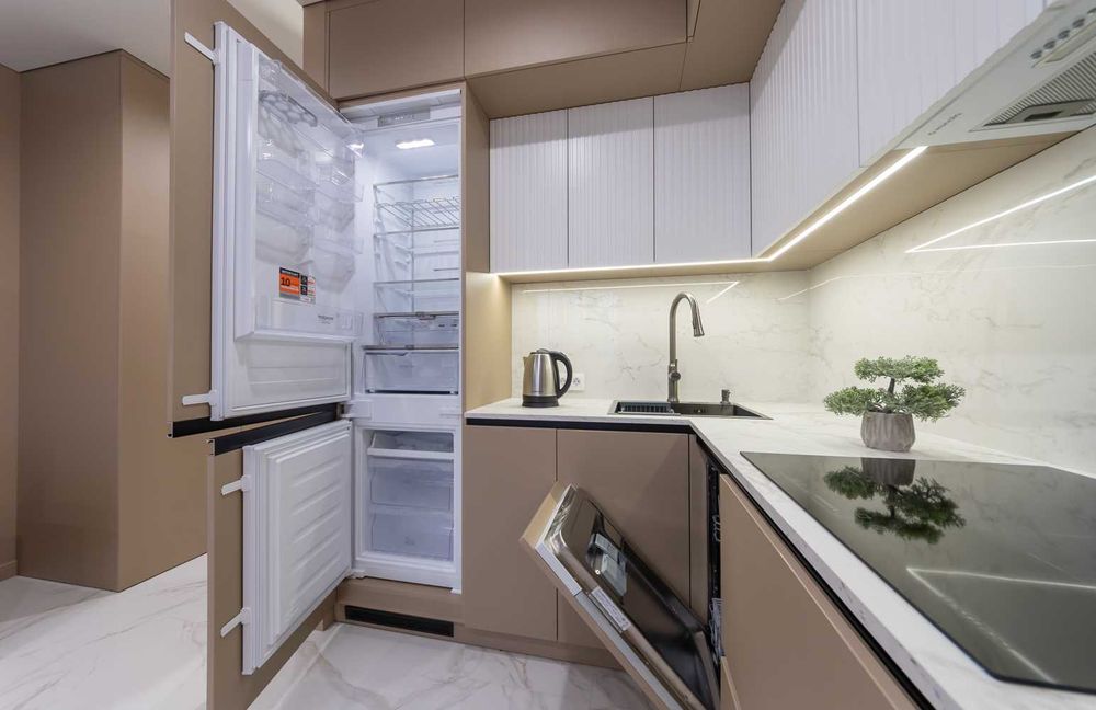 Подобово - люкс-апартаменти з видом на місто, у будинку з Генератором.