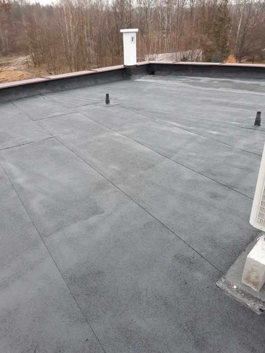 Dekarz dachy płaskie membrana papa naprawy serwis