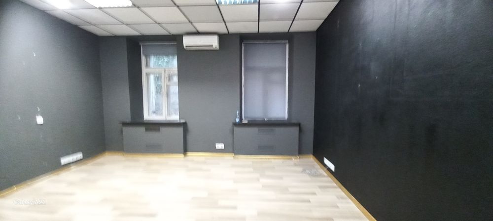 Свет не отключают! Аренда под офис,салон, шоу-рум - 27 м.кв., в центре - View 6