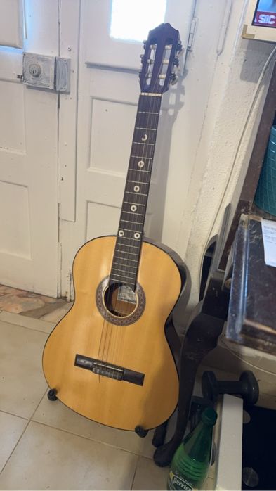 Vendre,guitarra classica