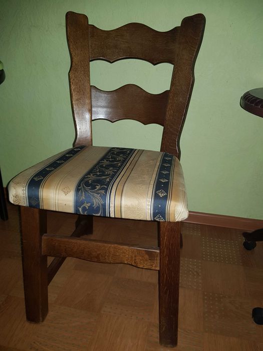 дубові стільці з Голандії