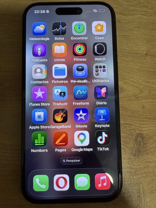 Iphone 16 praticamente como novo