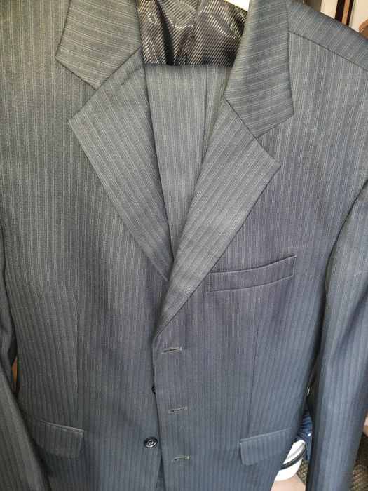 Костюм мужской классический размер 48