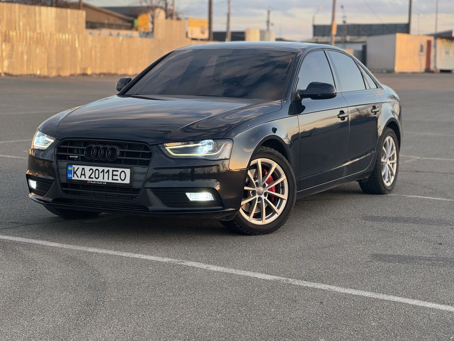 Продам ауді а4 б8 в доброму стані