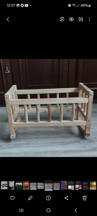 Ліжко для ляльок дерев'яне