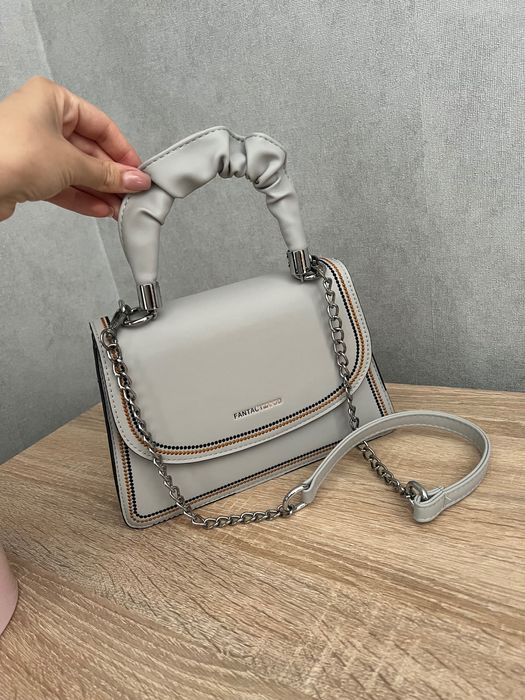 Жіноча сіра сумочка