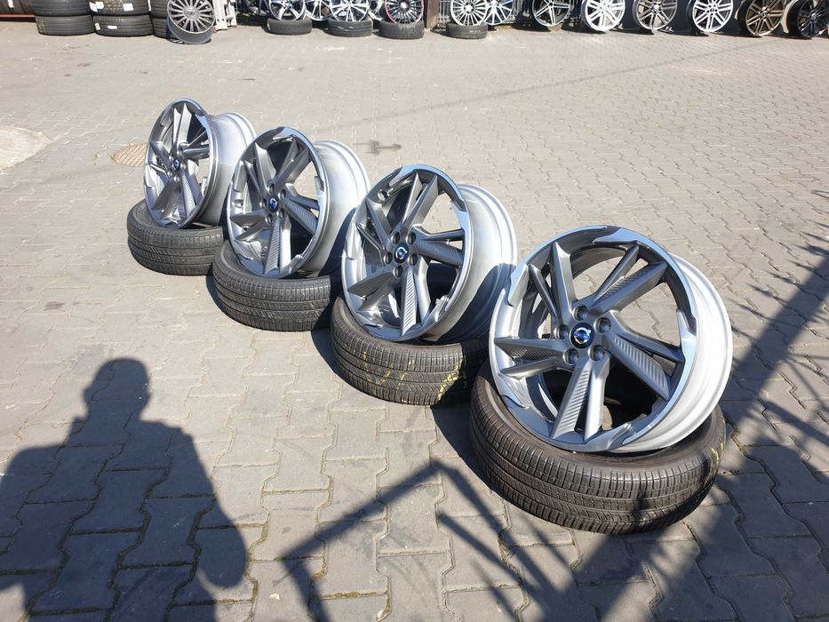 Felgi aluminiowe 19" 5x108 7,5 et46 Citroen Ford Volvo Peugeot itp.