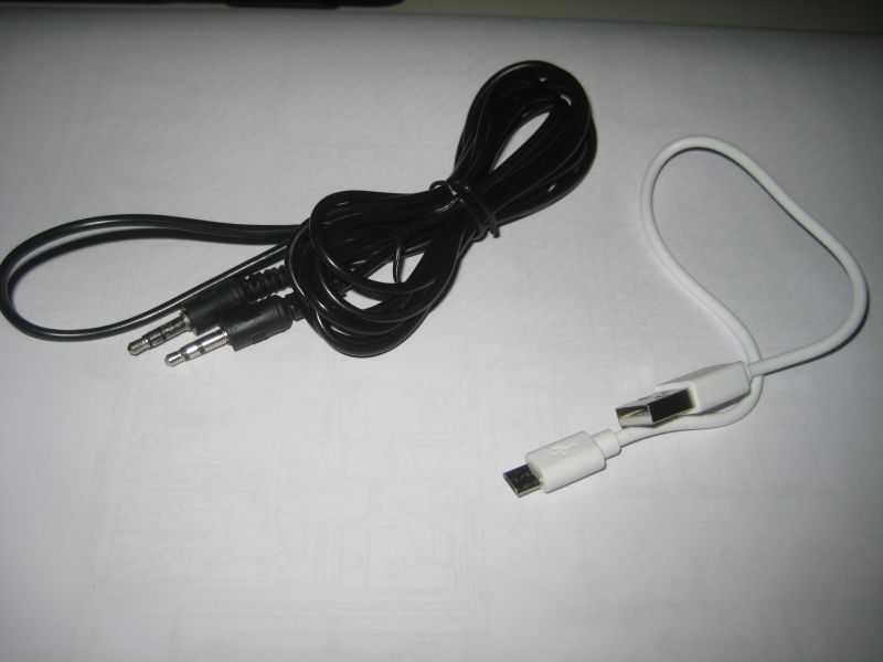 Cabo Som Jack 3,5mm - 3,5mm e Cabo USB Para Micro USB Novos