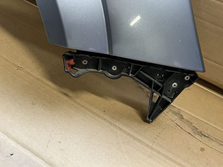 Blotnik przod lewy prawy opel astra h gtc z 163