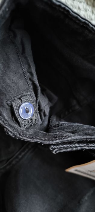 Nowe spodnie jeansowe coccodrillo r. 128