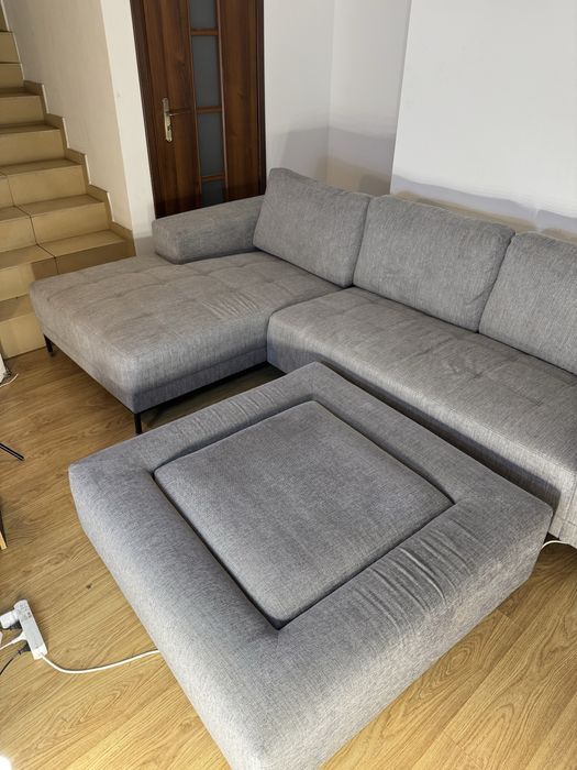 Szary duży narożnik z dostawianą pufą