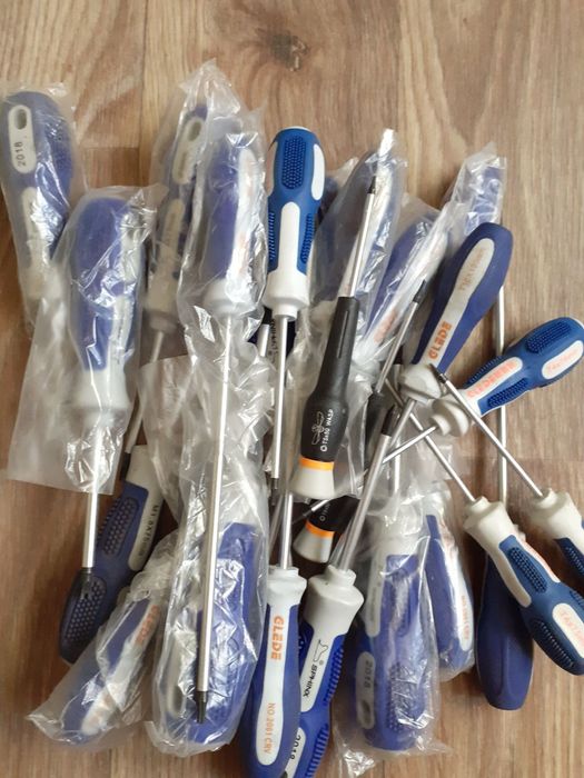 Отвёртка для ремонта бытовой техники