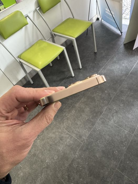 iPhone 16 Pro Max 256GB - Garantia